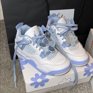 Kids Jordan 4 Retro & Timberland Premium Boot 2FER